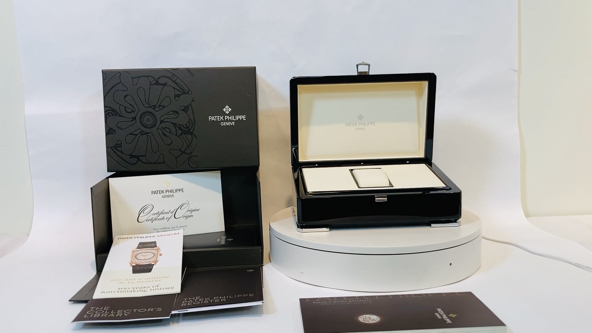 Patek Philippe Lacquered Wood Swiss Watch Presentation Box For
