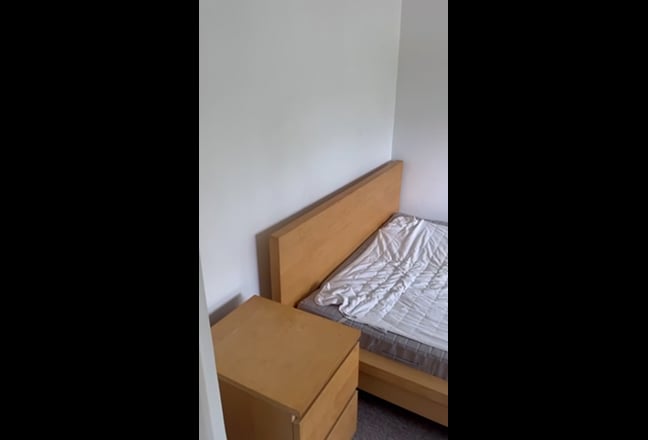 Large double room BN1 8LB Main Photo