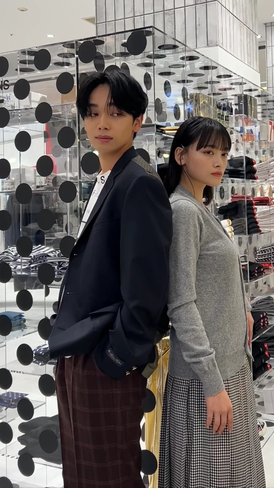 宮世琉弥＆伊達花彩×COMME des GARÇONS｜反骨精神を宿す、自分を