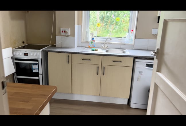 4 Double room house near university for Students Main Photo