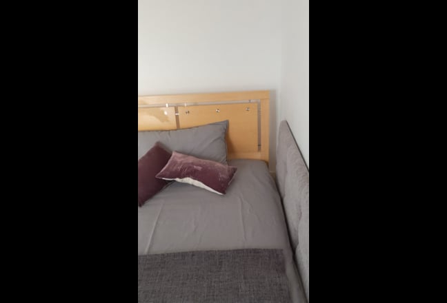 Great Double Room near Gillingham Station  Main Photo