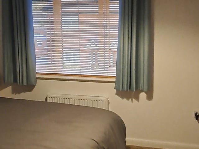 Double room to rent in new house in quiet location Main Photo