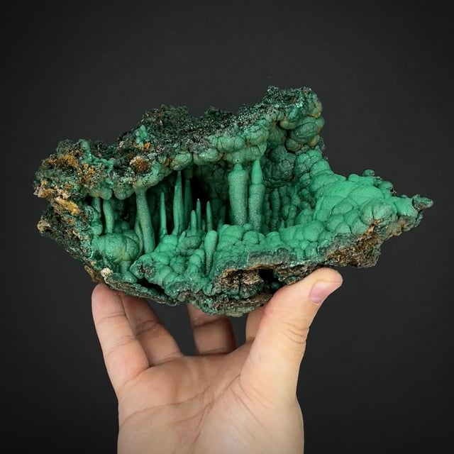 Malachite stalactite pocket