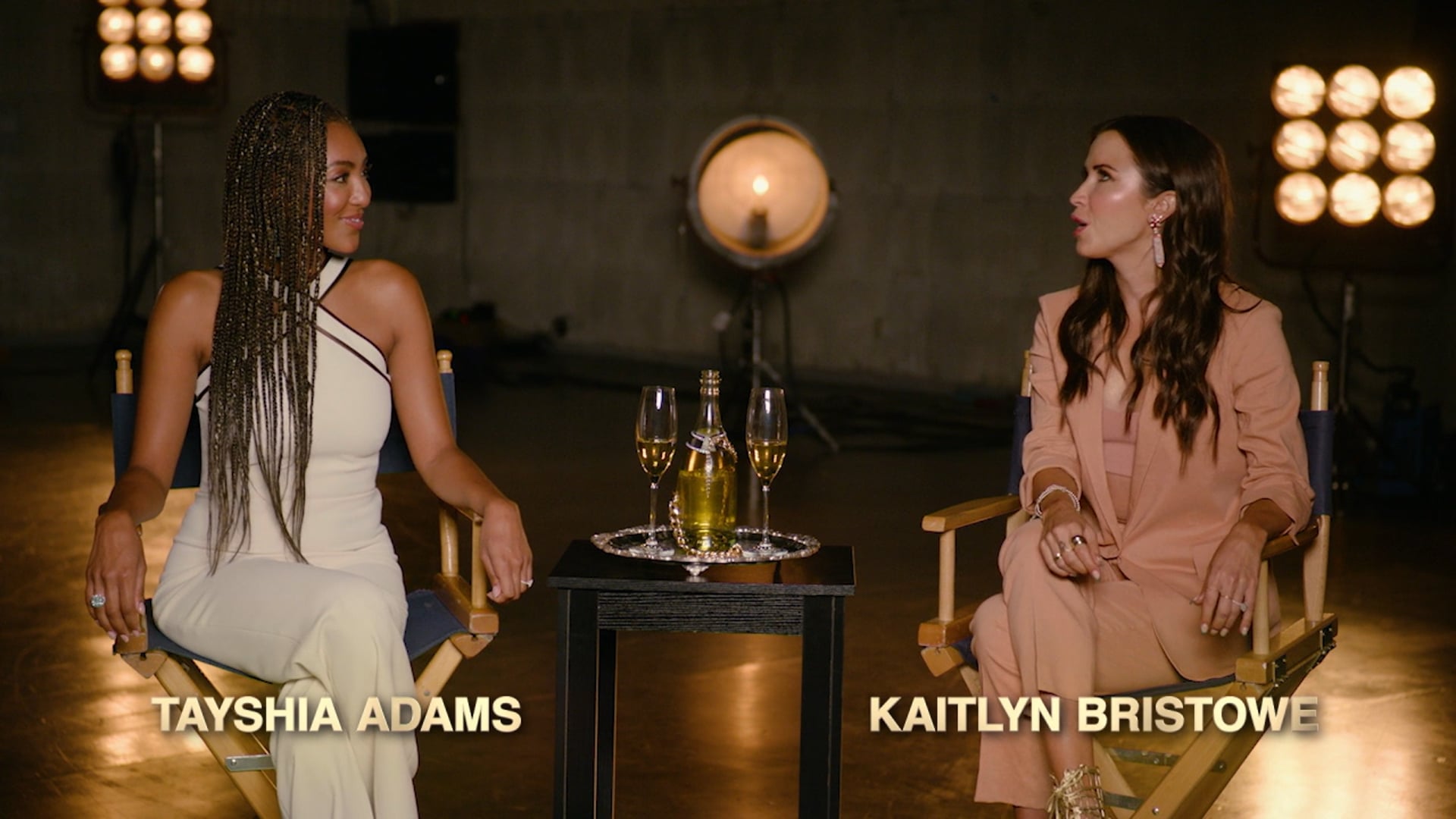 QUEENS (ABC) - BACHELOR Cross Promotion