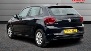 VOLKSWAGEN POLO 2020 (20)