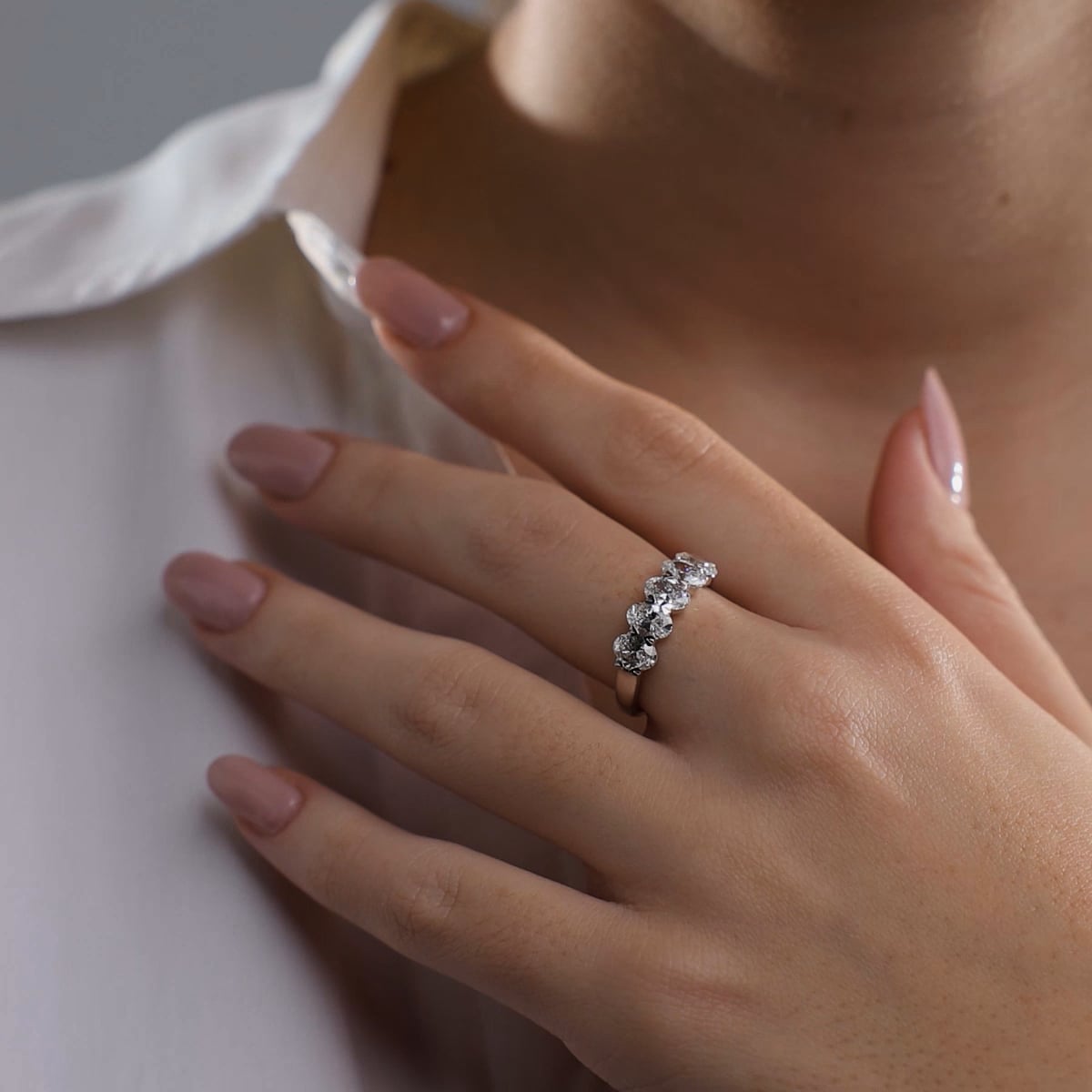 product video 2 for 3 ctw Oval Lab Grown Diamond Five-Stone Anniversary Band