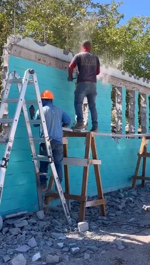https://i.vimeocdn.com/video/1920161441-ef5d74490688b12569e5b09557135b6501a8fd2105e6f0d99111f46aedc69bac-d
