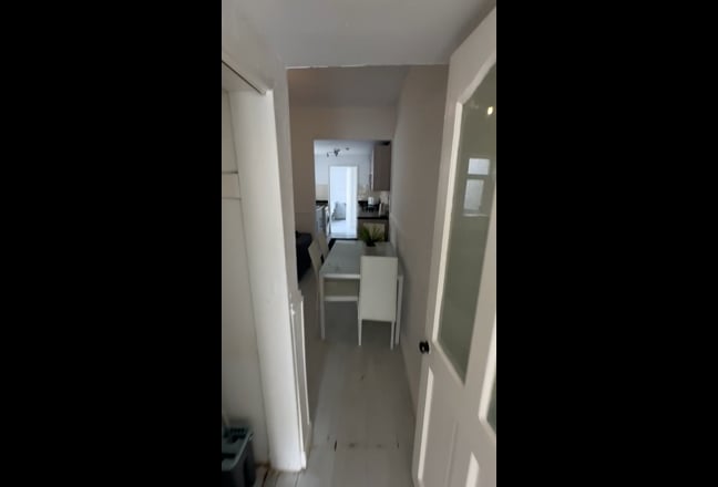 Video 1: Room 2