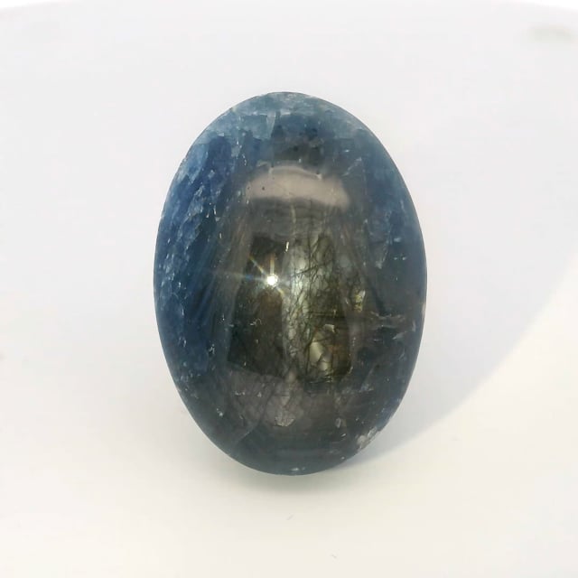 Star Sapphire (large bi-color stone) | India