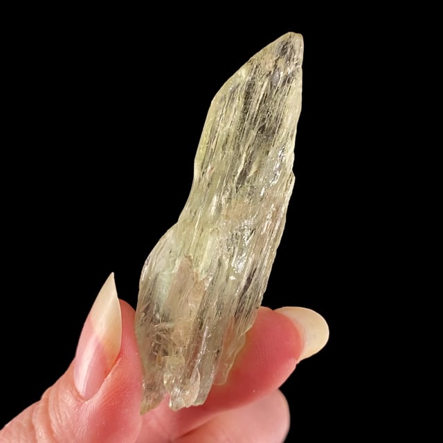 Spodumene var: Triphane (etched ''floater'' crystal)