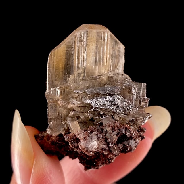 Cerussite (reticulated twin)