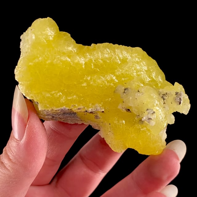 Brucite (fine rare yellow color)