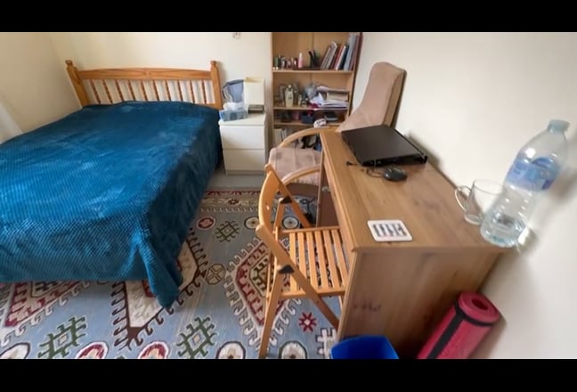 Video 1: The bedroom for rent