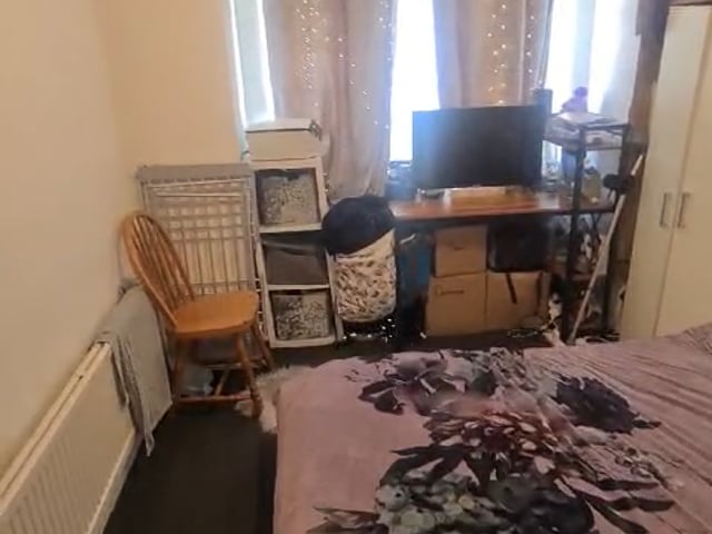 Double Room to Let - Direct Bus to City Centre Main Photo