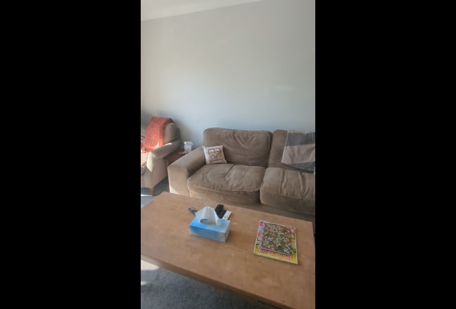 Double room for Rent in Chigwell Main Photo