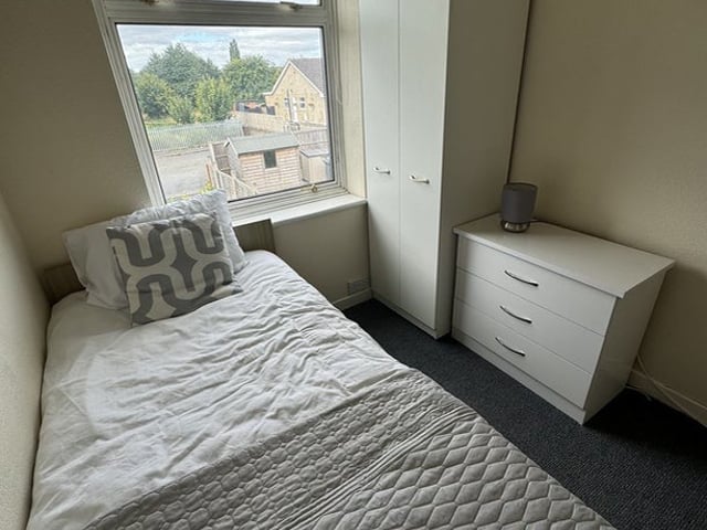 Single Room Available at 130 Langwith Road Main Photo