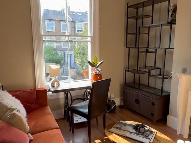 Bright Room in West London  Main Photo