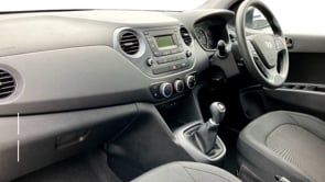 HYUNDAI I10 2018 (18)