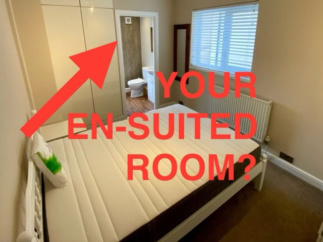 Double En-suite Room in a Prime Location Main Photo