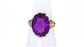 C. 1950 Vintage 6.50 Carat Amethyst Ring in 14kt Yellow Gold