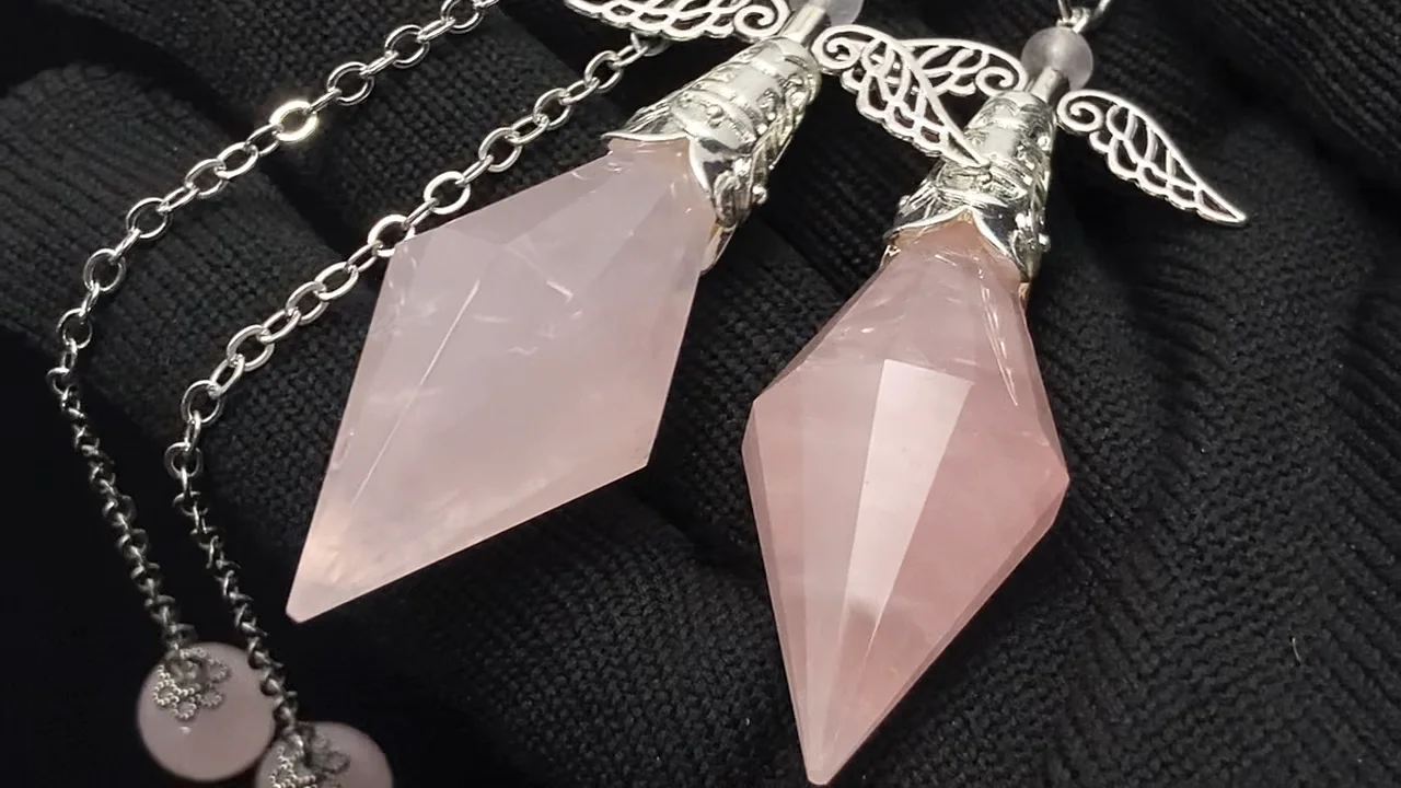 動画】ローズクォーツAAA- ペンデュラム60×19×19mm チェーン付き