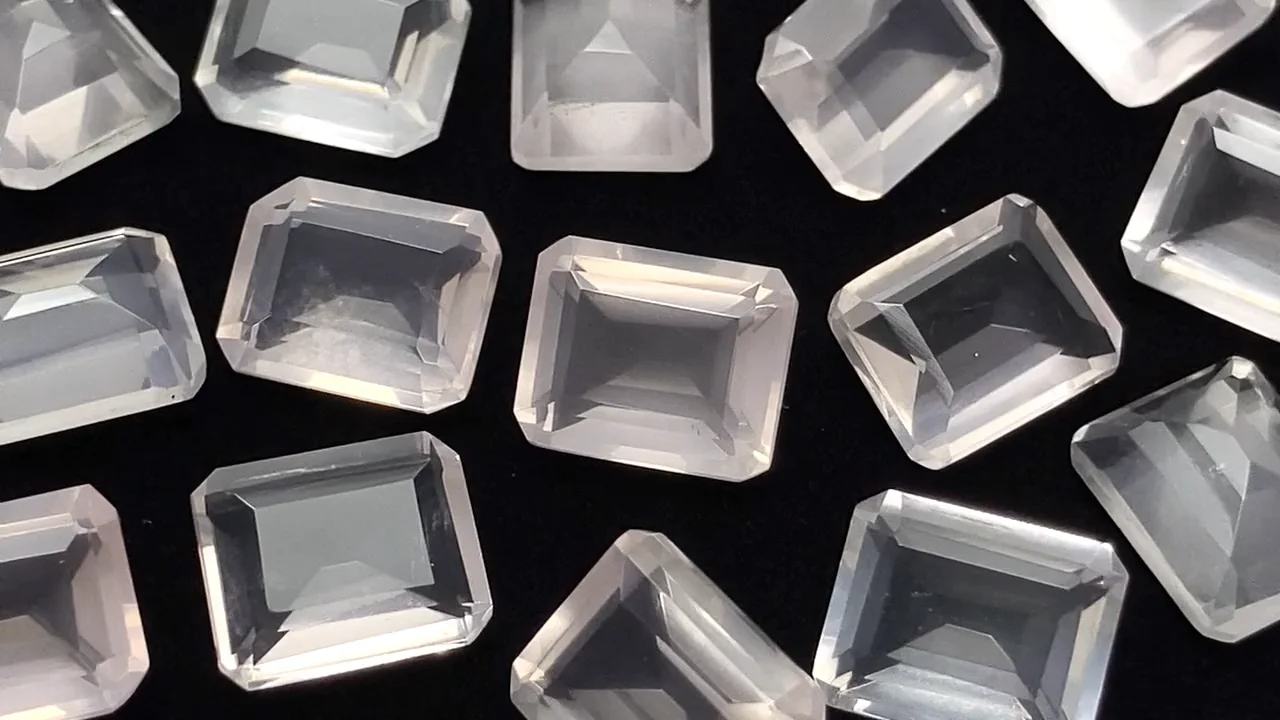 宝石質ローズクォーツ AAA ルース レクタングルファセットカット10×8mm