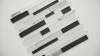 Urbanka Interlocking Pattern Glass Metal Mosaic