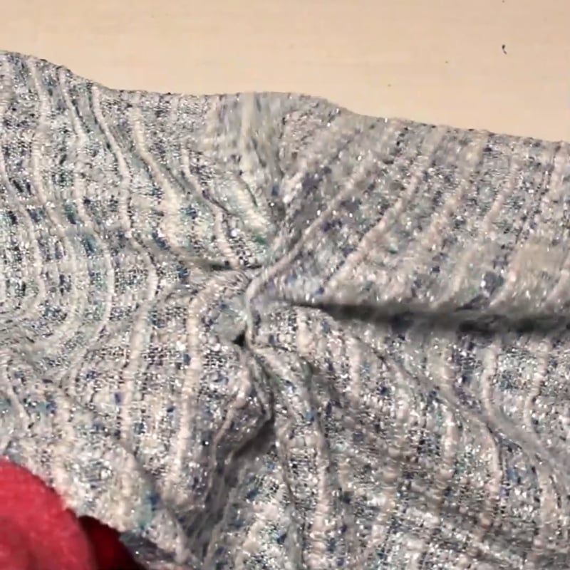 Vidéo: Tweed soie & viscose - Blanc & bleu