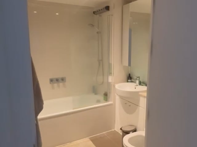 Double room w ensuite in East Village Stratford Main Photo