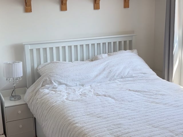 Bright, large double bedroom in Cosham/Drayton Main Photo