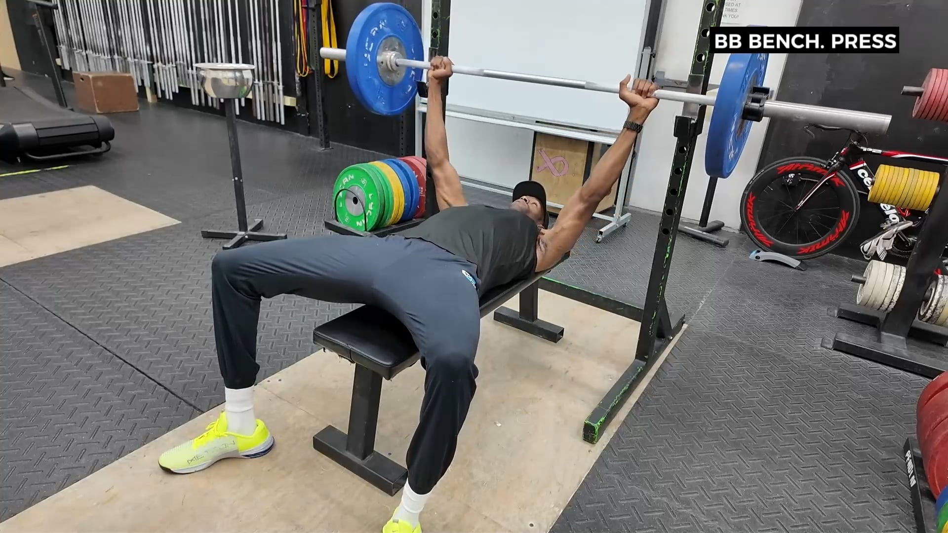 BARBELL BENCH PRESS