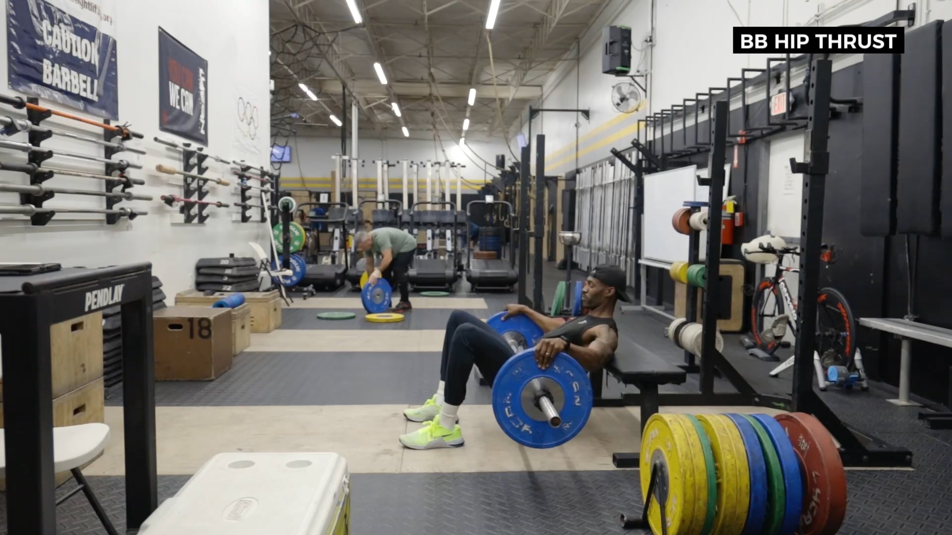 BARBELL HIP THRUST