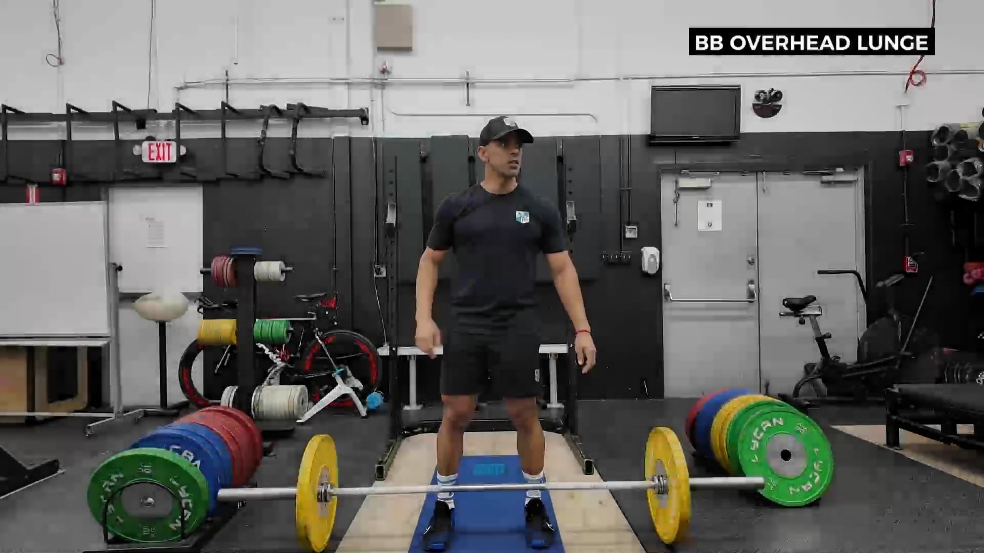 BARBELL OVERHEAD LUNGE