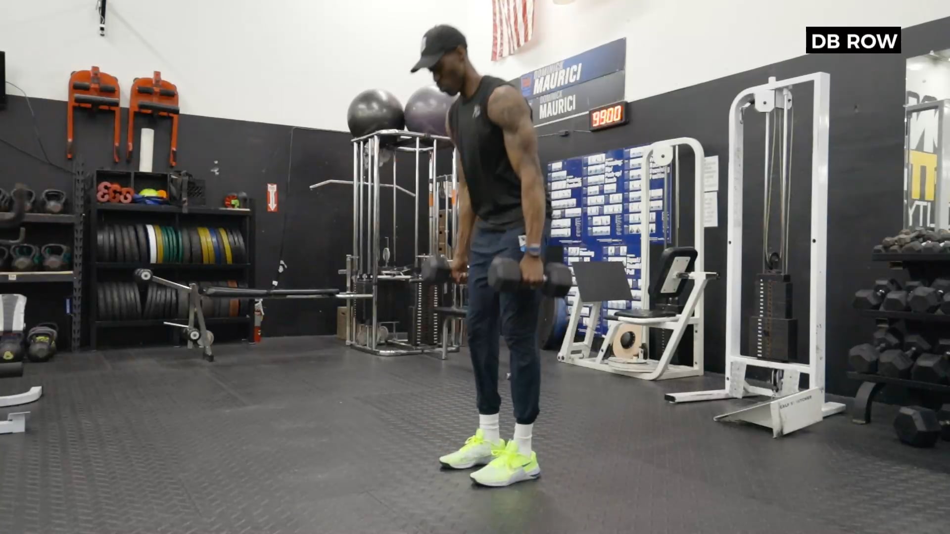 DUMBBELL ROW