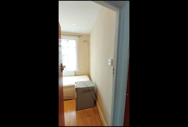 Single Room Near Manor House/ Finsbury Park Main Photo