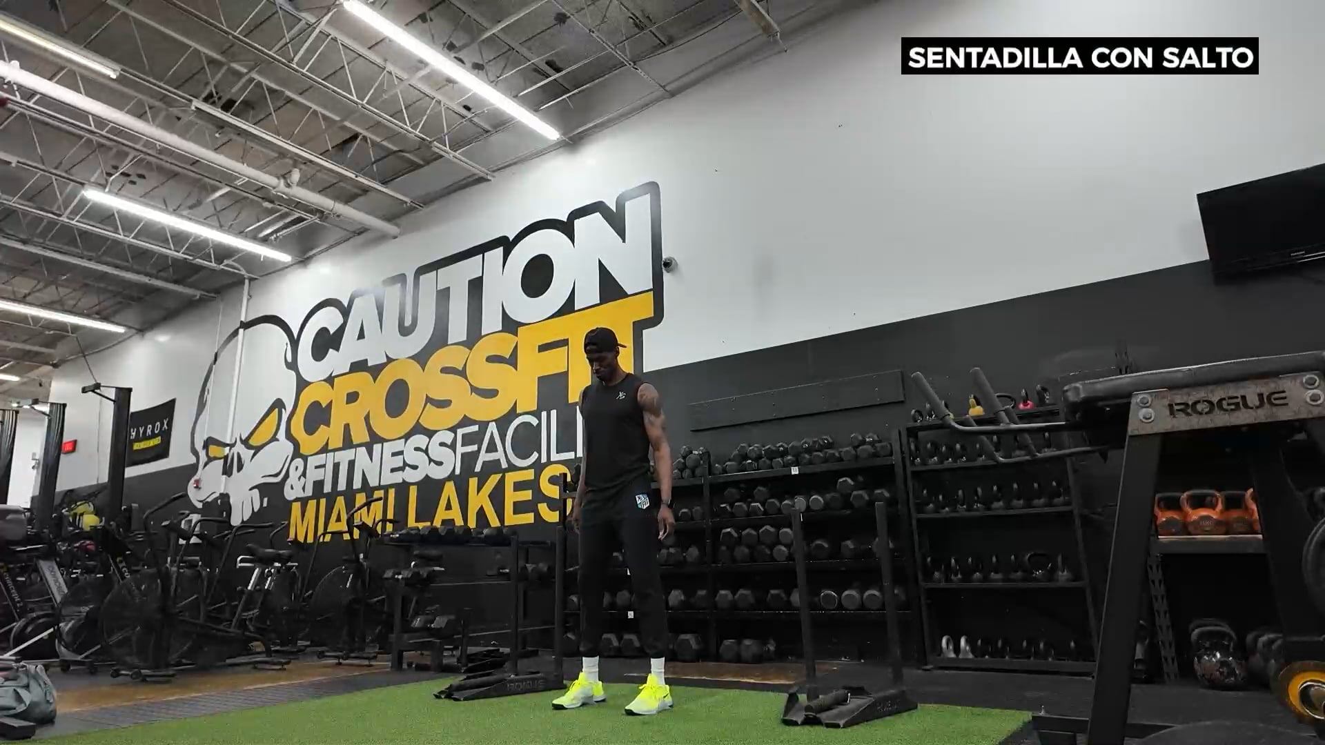 SENTADILLA CON SALTO