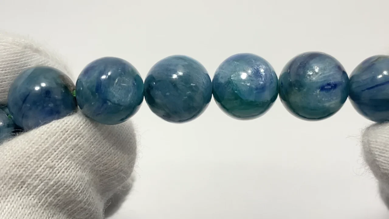 動画】【1点もの】カイヤナイトインフックサイト ラウンド9.5mm 1連