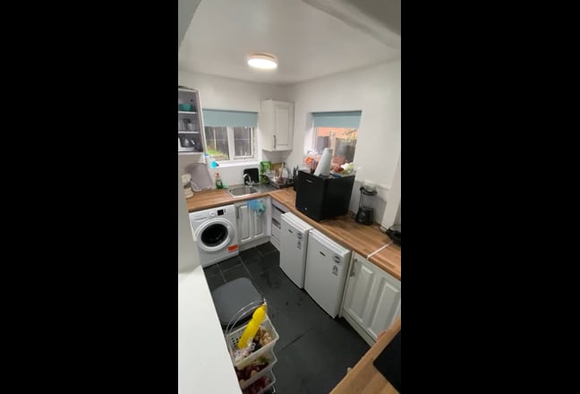 Double room close to City Centre Main Photo