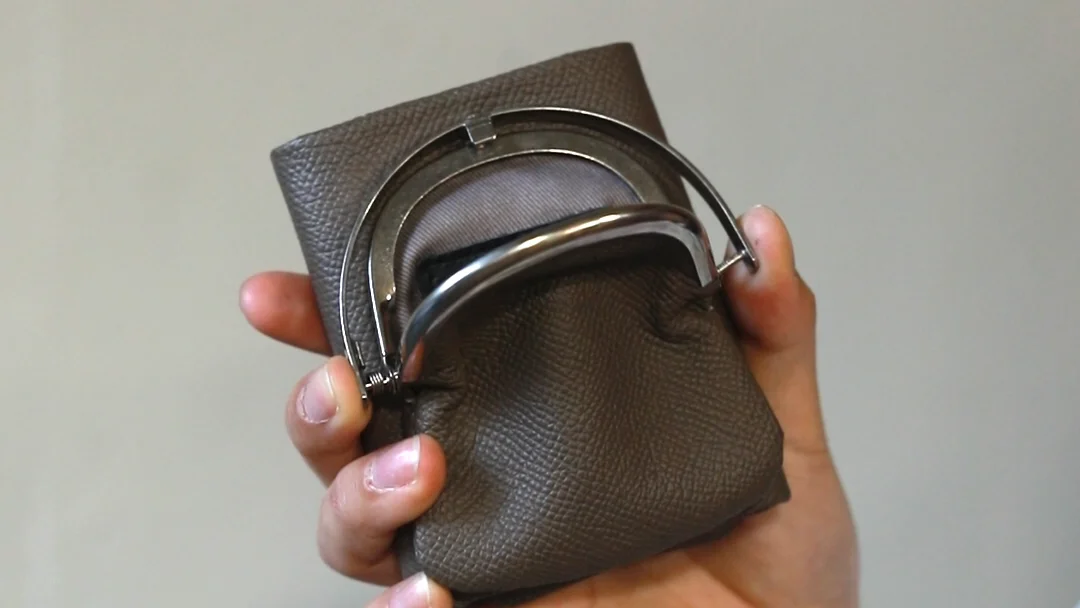 折りたたみ財布 NUMERIC TRIFOLD WALLET 楽天市場】【最大45倍 7/25限定】【セール40%OFF】 エドロバート