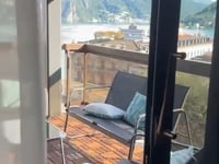 video_thumb