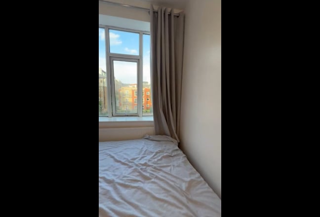 TWO Double near City University - £277pw (SEPT) Main Photo