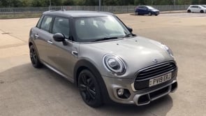 MINI HATCHBACK 2019 (19)