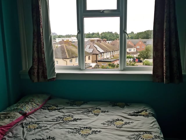 Nice,tidy double bedroom in a house to let Main Photo