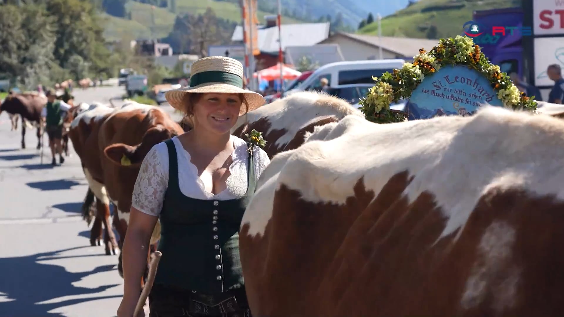 zahlreiche-besucher-beim-almabtriebsfest-in-bruck-an-der-grossglocknerstrasse