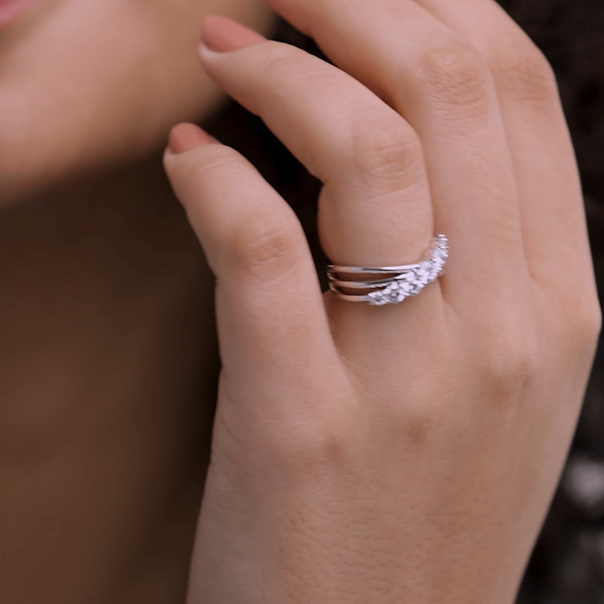 product video 2 for 1 ctw Round Lab Grown Diamond Seven-Stone Crossover Band