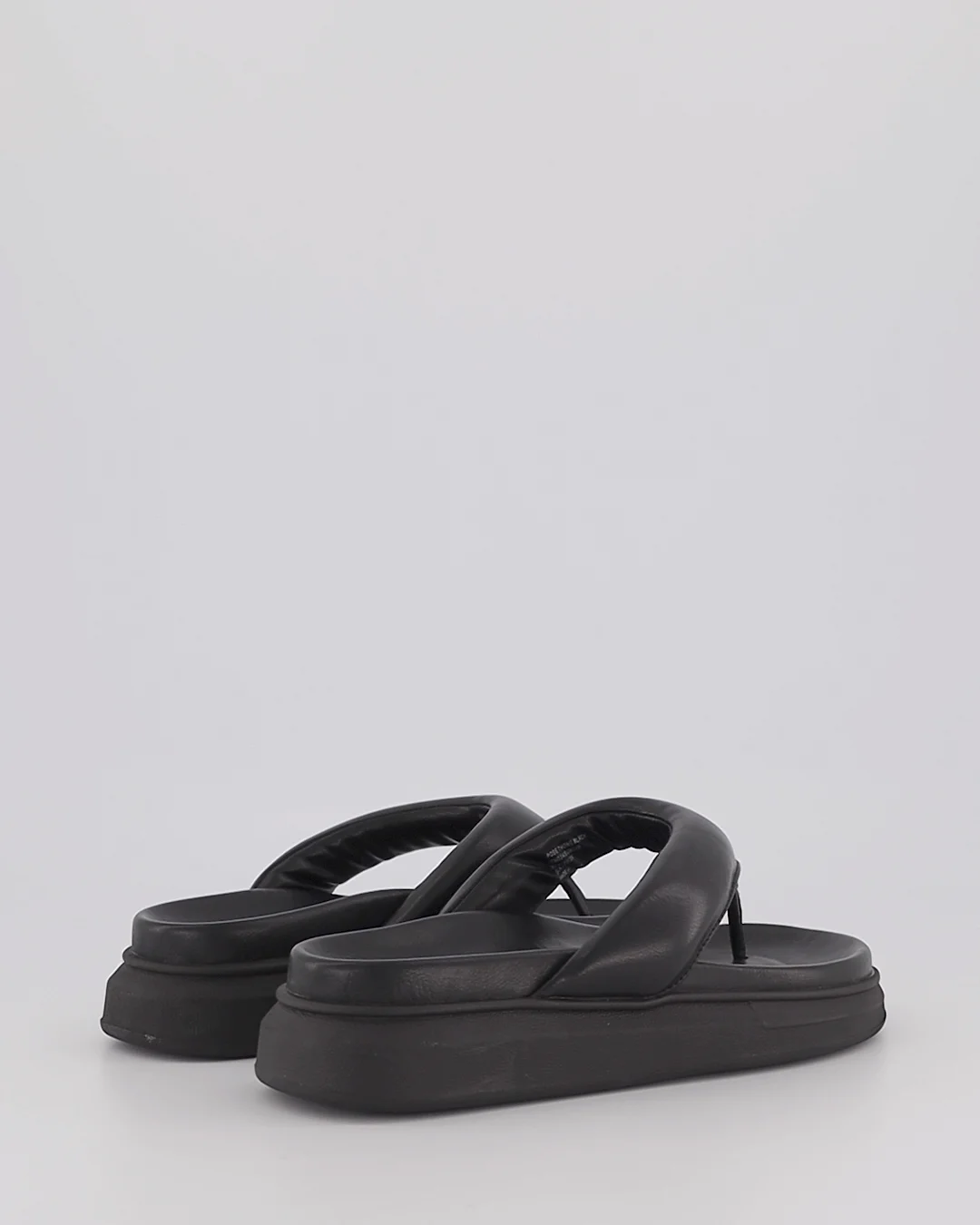 Shop ITNO, ITNO Pose Thong in Black