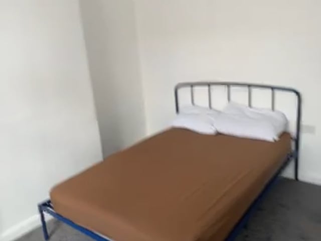 Double and single room for rent  Main Photo