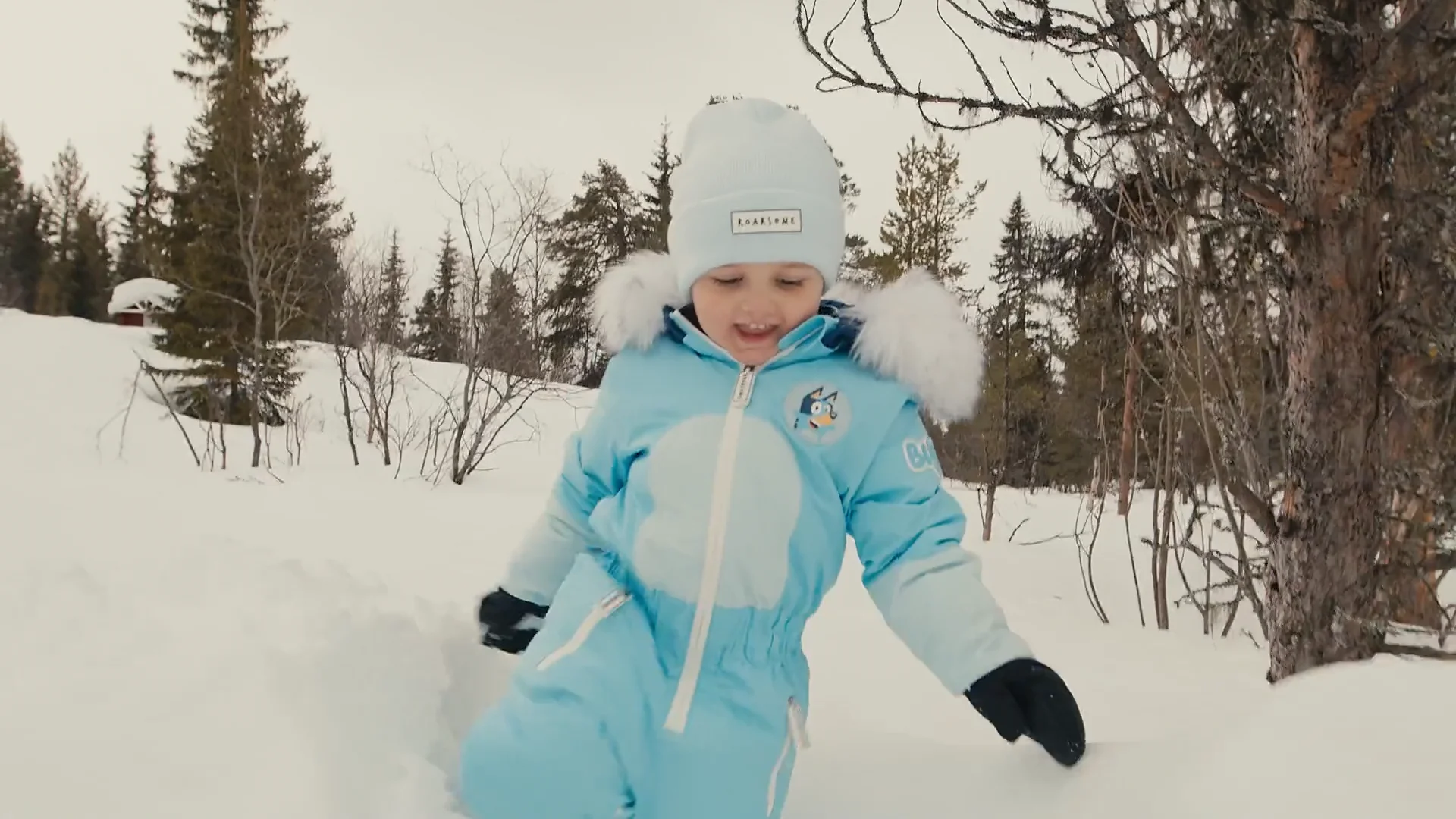 驚きの価格が実現！ Bluey - Roarsome ‐ Suit Snow Kids スキー