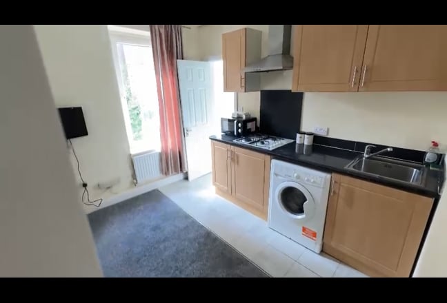 One Bedroom Flat Finchley Road (F735a.03) Main Photo