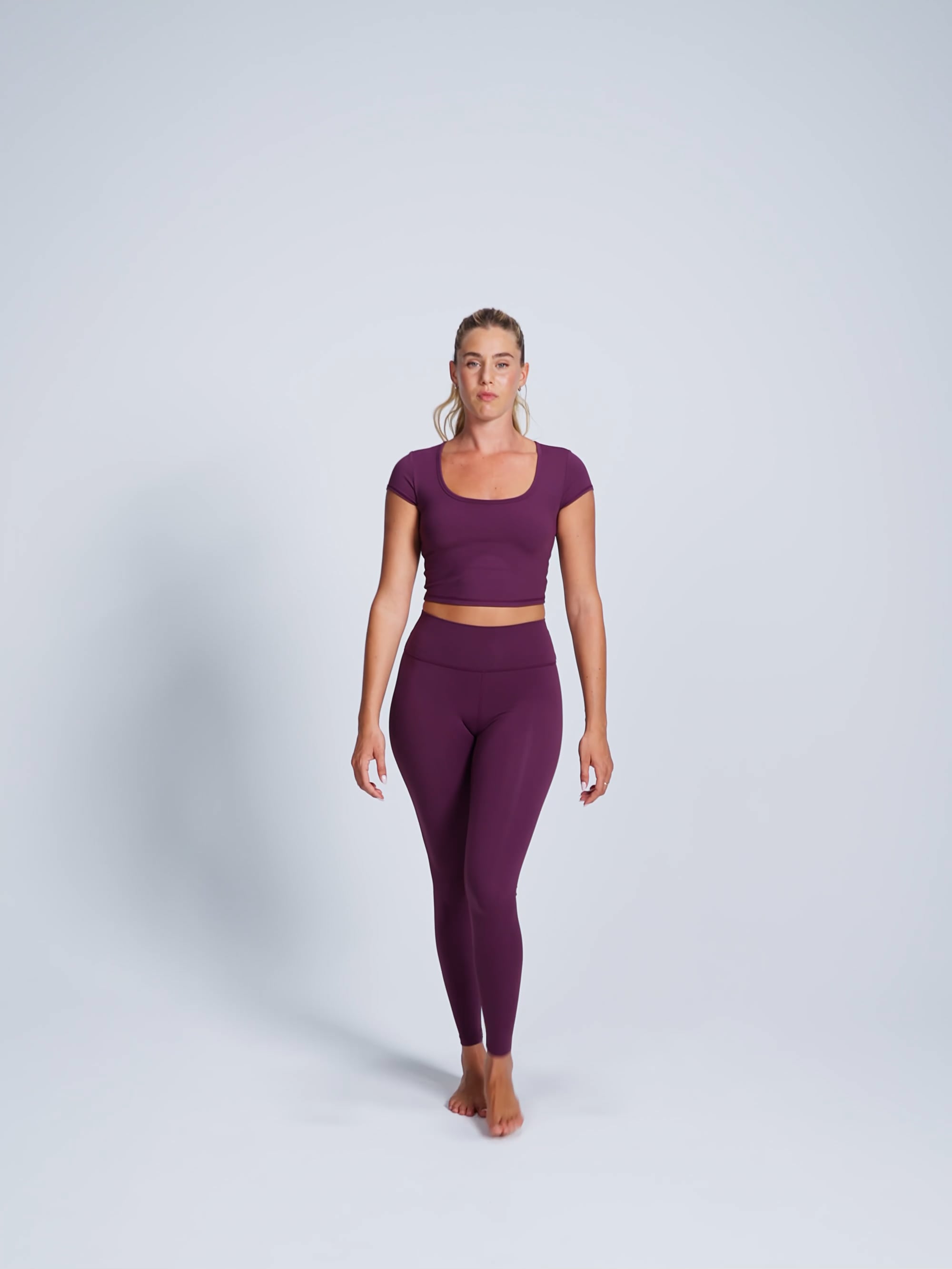 חולצת קרופ עם שרוול קצר מבד ilios